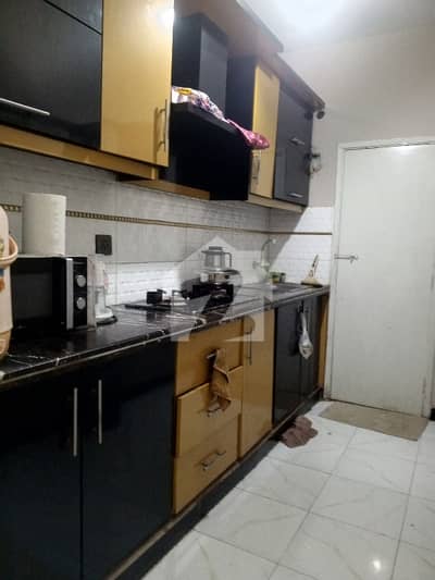 Three Bad D D 2nd Floor Corner Available Flat For Sale