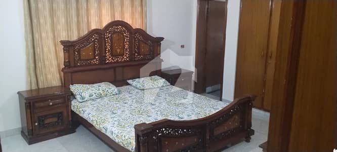 ڈی ایچ اے فیز 2 - بلاک کیو فیز 2,ڈیفنس (ڈی ایچ اے),لاہور میں 4 کمروں کا 1 کنال بالائی پورشن 1.8 لاکھ میں کرایہ پر دستیاب ہے۔ ڈی ایچ اے فیز 2 - بلاک کیو فیز 2,ڈیفنس (ڈی ایچ اے),لاہور میں 4 کمروں کا 1 کنال بالائی پورشن 1.8 لاکھ میں کرایہ پر دستیاب ہے۔