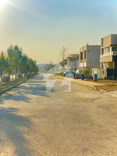 Location: Block V 10Marla Plot For Sale, Gulberg Residencia Islamabad
