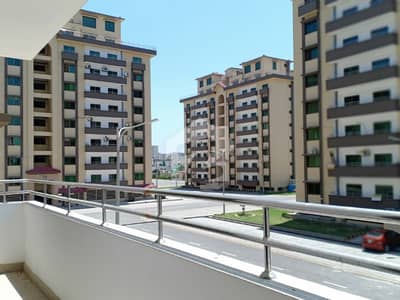 Spacious 10 Marla 3 Bed Flat On 7th Floor With Beautiful View For Sale In Askari 11, Lahore Spacious 10 Marla 3 Bed Flat On 7th Floor With Beautiful View For Sale In Askari 11, Lahore