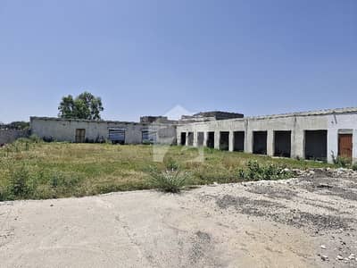 2.5 Kanal Warehouse Available For Rent