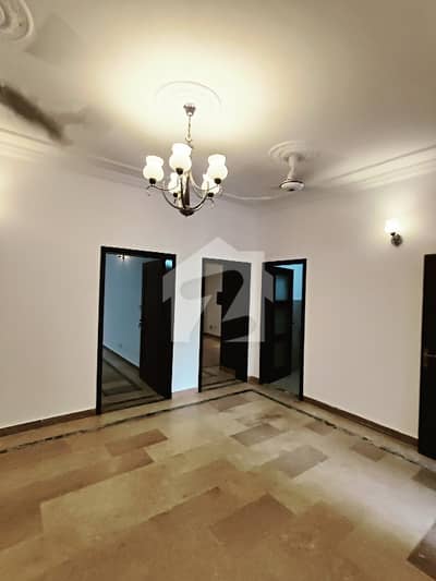 ای ۔ 11 اسلام آباد میں 5 کمروں کا 7 مرلہ مکان 5.0 کروڑ میں برائے فروخت۔