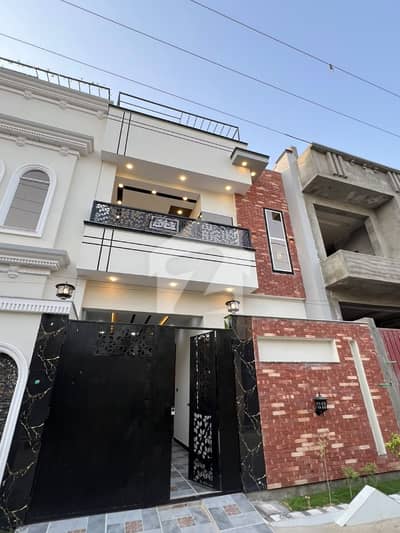Prime Location House In Green Cottages Sized 4 Marla Is Available