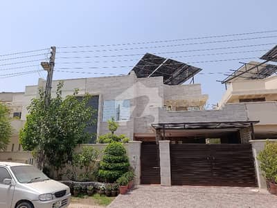 10 Marla beautiful villa for sale in buch villas
