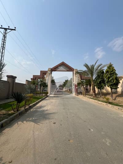 بیدیاں روڈ لاہور میں 5 کنال رہائشی پلاٹ 3.75 کروڑ میں برائے فروخت۔