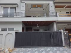 Brand New 7 Marla House With Servant Quarter & Boring Installed | Block L