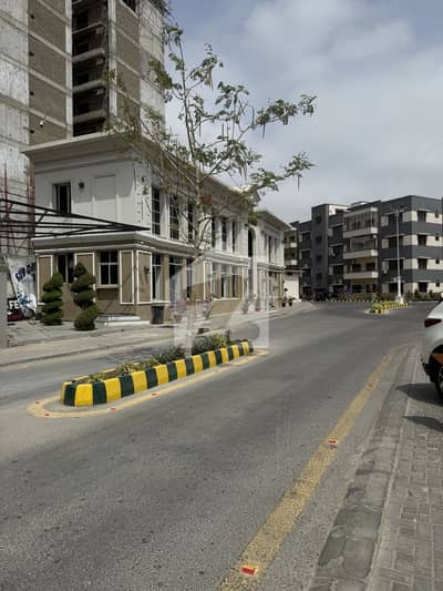 1000 YARD CORNER PLOT FOR SALE IN KDA SCHEME-1, NEAR KARSAZ KARACHI