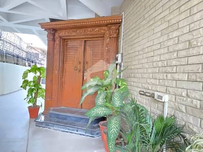 HOUSE FOR RENT IN F-7 ISLAMABAD