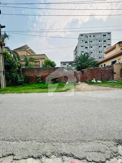 1 Kanal Residential Plot Available In Johar Town Near To Canal Road Direct Approach 1 Kanal Residential Plot Available In Johar Town Near To Canal Road Direct Approach