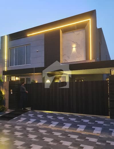 Aesthetic New Modern 5-Bed Luxury House | Ambitious Architecture | Iconic Modern Elevation with Original Pictures Aesthetic New Modern 5-Bed Luxury House | Ambitious Architecture | Iconic Modern Elevation with Original Pictures