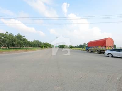 Good Location Residential Plot For Sale In Lahore