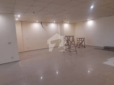 7 marla 1st floor available for rent