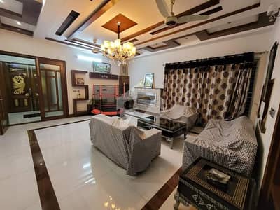 State Life One Kanal Upper Portion With Separate Gate