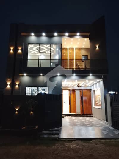 Brand New 5 Marla Modern House for Sale in Tulip Extension Block, Park View City Lahore.