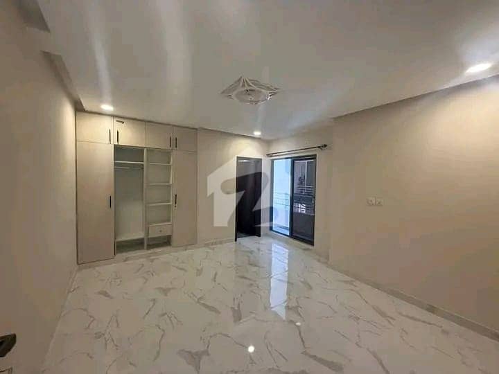 Modern 4-Bedroom Apartment with Premium Living Modern 4-Bedroom Apartment with Premium Living