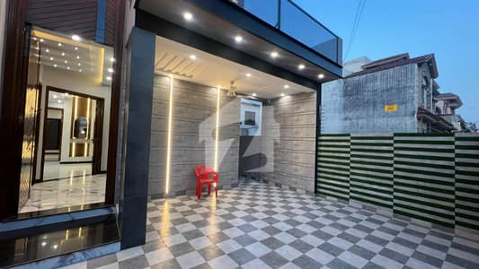 10 Marla Almost Brand New House Available For Sale In Bahria Town Lahore. 10 Marla Almost Brand New House Available For Sale In Bahria Town Lahore.