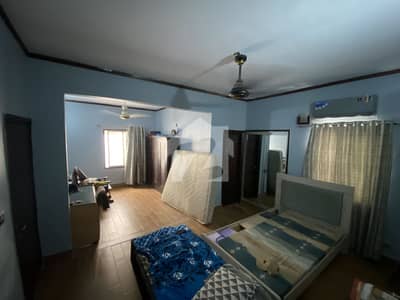 Near RIMJHIM TOWER 240 Square Yards Leased Single Storey Bungalow For Sale Near RIMJHIM TOWER 240 Square Yards Leased Single Storey Bungalow For Sale