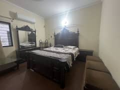 1 KANAL FURNISHED ROOM ONLY FEMALE IN DHA PHASE 2
