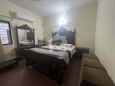 1 KANAL FURNISHED ROOM ONLY FEMALE IN DHA PHASE 2