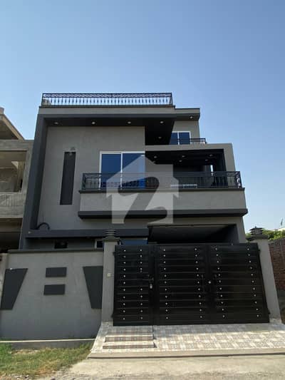 Brand New 5 Marla House for Rent | Near Park & Commercial Area | Ideal for Families