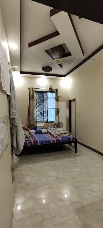 STUNNING FLAT FOR SALE IN SCHEME 33, PRIME LOACTION OF KARACHI UNIVERSITY CHS