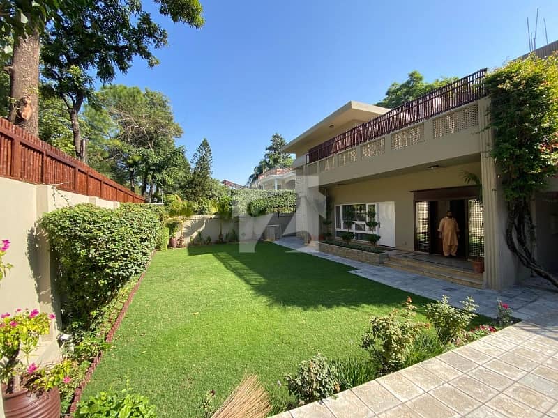 house for rent in f8 house for rent in f8