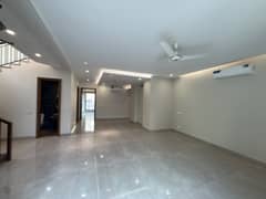 F-6 Tripple Story Luxury 4bedroom House Available For Rent F-6 Tripple Story Luxury 4bedroom House Available For Rent