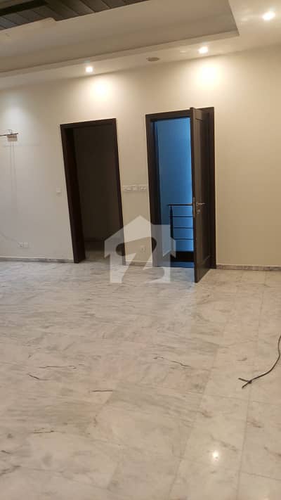 1 Kanal Upper Portion With Separate Gate For Rent In DHA Phase 6 1 Kanal Upper Portion With Separate Gate For Rent In DHA Phase 6