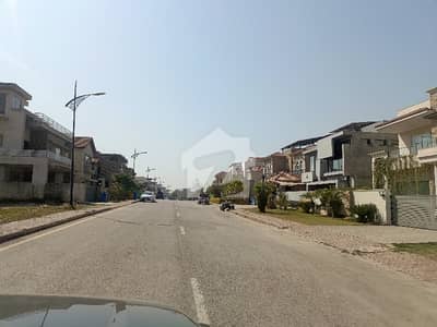 بحریہ انکلیو - سیکٹر جے بحریہ انکلیو,بحریہ ٹاؤن,اسلام آباد میں 8 مرلہ رہائشی پلاٹ 1.48 کروڑ میں برائے فروخت۔ بحریہ انکلیو - سیکٹر جے بحریہ انکلیو,بحریہ ٹاؤن,اسلام آباد میں 8 مرلہ رہائشی پلاٹ 1.48 کروڑ میں برائے فروخت۔