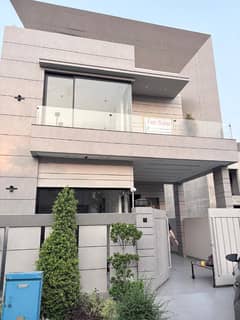 Brand New 5 Marla Luxury House For Sale | 3 Bedrooms | Prime Location | DHA Phase 9 Town, Sector D, Lahore Brand New 5 Marla Luxury House For Sale | 3 Bedrooms | Prime Location | DHA Phase 9 Town, Sector D, Lahore