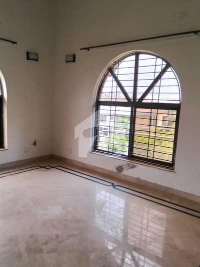 12 Marla Upper Portion For Rent In I-8/3