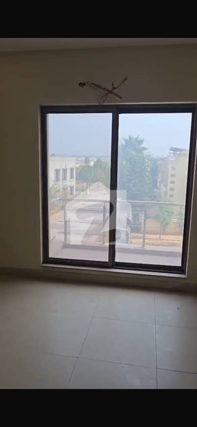 Bahria enclave islamabad cube appartment studio first floor for sale at reasonable price