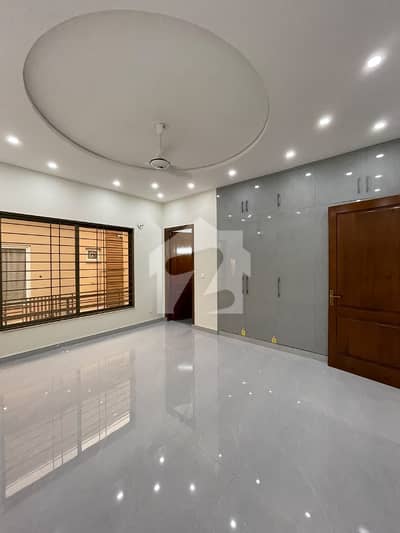10 Marla Beautiful Brand New Designer House Is Available For Sale  Just 1 Mnt Drive From The Main Gate!!