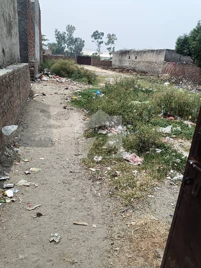 برکی برکی روڈ,کینٹ,لاہور میں 5 مرلہ رہائشی پلاٹ 40.0 لاکھ میں برائے فروخت۔