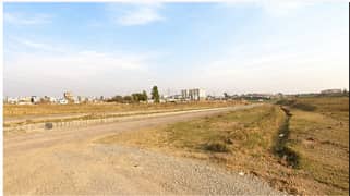 Hot Listing! 1 Kanal Residential Plot Available in E-13