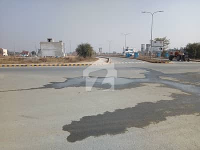 ڈی ایچ اے فیز9 پریزم - بلاک این ڈی ایچ اے فیز9 پریزم,ڈی ایچ اے ڈیفینس,لاہور میں 4 مرلہ کمرشل پلاٹ 2.95 کروڑ میں برائے فروخت۔ ڈی ایچ اے فیز9 پریزم - بلاک این ڈی ایچ اے فیز9 پریزم,ڈی ایچ اے ڈیفینس,لاہور میں 4 مرلہ کمرشل پلاٹ 2.95 کروڑ میں برائے فروخت۔