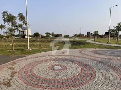 Beautiful Plot 10 Marla Catagory Corner Facing Park Near To All Amenities 50 Front For Better Elevation,Adjacent To M5 Block