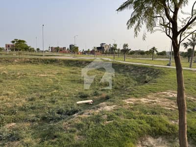 BUILD YOUR DREAM HOME ON A CORNER + PARK FACING PLOT - INSIDE LAKECITY