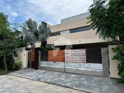 New 2 Kanal Most Luxurious Designer House For Rent