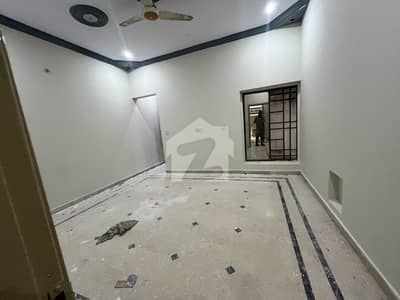 ایچ ۔ 13 اسلام آباد میں 5 کمروں کا 8 مرلہ مکان 65.0 ہزار میں کرایہ پر دستیاب ہے۔ ایچ ۔ 13 اسلام آباد میں 5 کمروں کا 8 مرلہ مکان 65.0 ہزار میں کرایہ پر دستیاب ہے۔