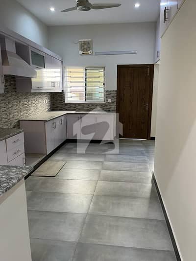 Available for rent 1 kananal house uper portion Bhria enclave Islamabad