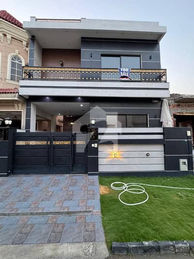 ڈی ایچ اے 9 ٹاؤن ۔ بلاک بی ڈی ایچ اے 9 ٹاؤن,ڈیفنس (ڈی ایچ اے),لاہور میں 3 کمروں کا 5 مرلہ مکان 3.65 کروڑ میں برائے فروخت۔ ڈی ایچ اے 9 ٹاؤن ۔ بلاک بی ڈی ایچ اے 9 ٹاؤن,ڈیفنس (ڈی ایچ اے),لاہور میں 3 کمروں کا 5 مرلہ مکان 3.65 کروڑ میں برائے فروخت۔