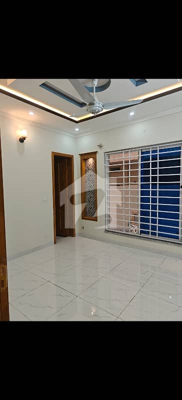 25x40 4 Marla Brand New First Entry Luxury Tile Flooring Prime Location House For Sale in G-13/1 25x40 4 Marla Brand New First Entry Luxury Tile Flooring Prime Location House For Sale in G-13/1