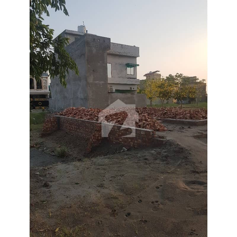 5 Marla Plot Available For Sale 5 Marla Plot Available For Sale