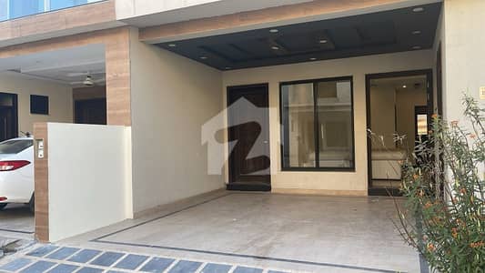 Get This Amazing 2 Kanal Farm House Available In Shah Allah Ditta