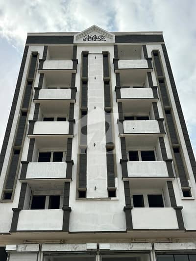 Gulshan-E-Maymar - Sector R Flat For Sale Sized 700 Square Feet