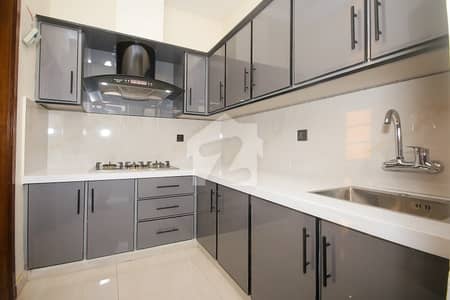 Luxurious 1 Kanal 6-Bedroom House for Rent in Phase 6 | Bin Yusuf Properties