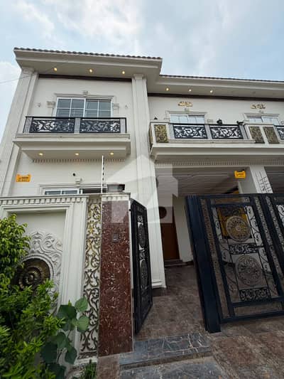 5 MARLA SLIGHTLY USED HOUSE AVAILABLE FOR RENT