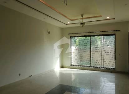 Askari 11 House Sized 12 Marla Is Available
