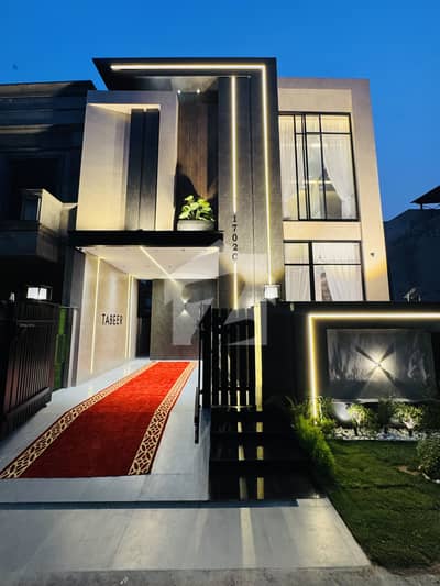 5 MARLA ULTRA MODERN HOUSE FOR SALE DHA 9 TOWN